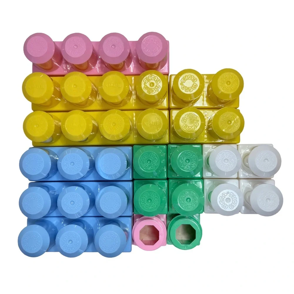 Vintage Mega Bloks Extra Large Pastel Ritvik 1984 Lot of 16 Bricks + 2 Figures